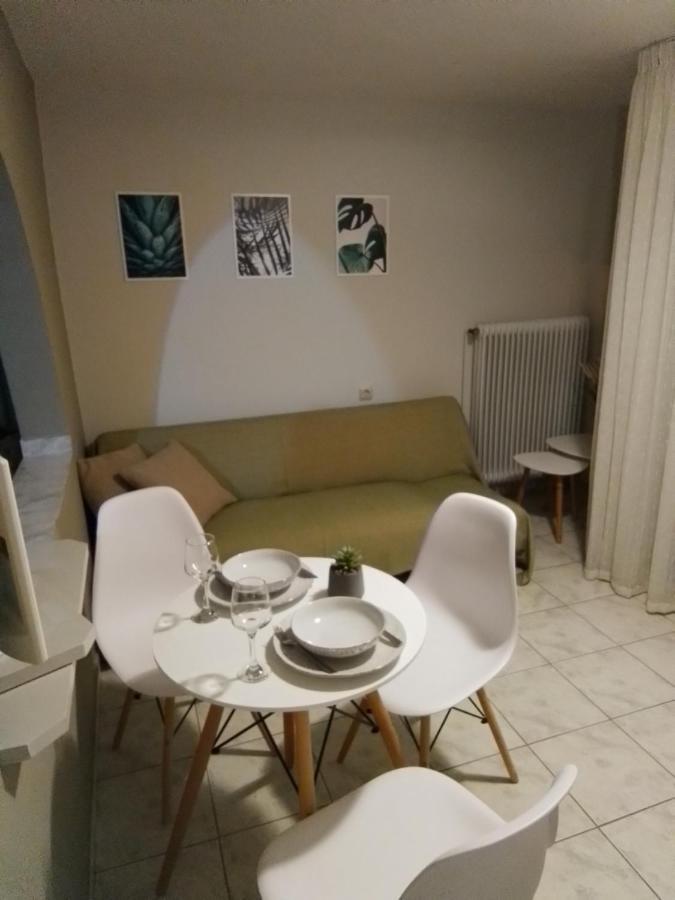 George House Leilighet Lárisa Eksteriør bilde